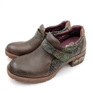 L'Artiste by Spring Step Magda Slip-On Shoes Women's Brown Size US5 EU35